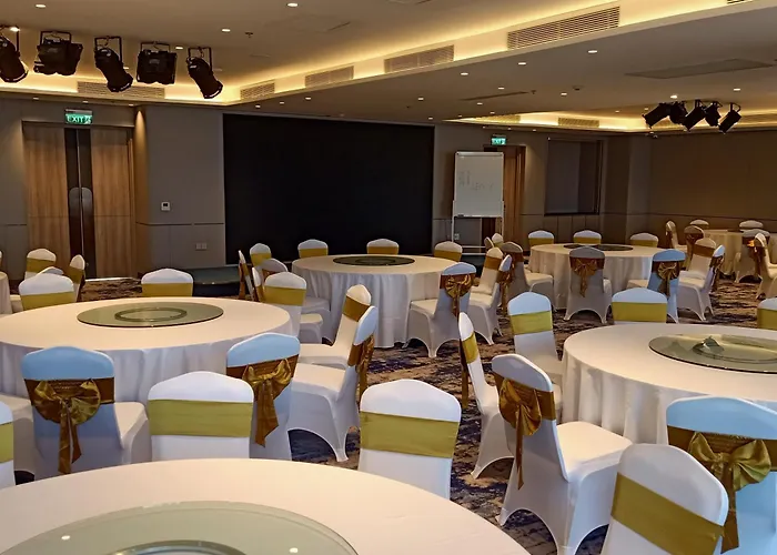 Alacarte- Rosabella Nguyen Aparthotel