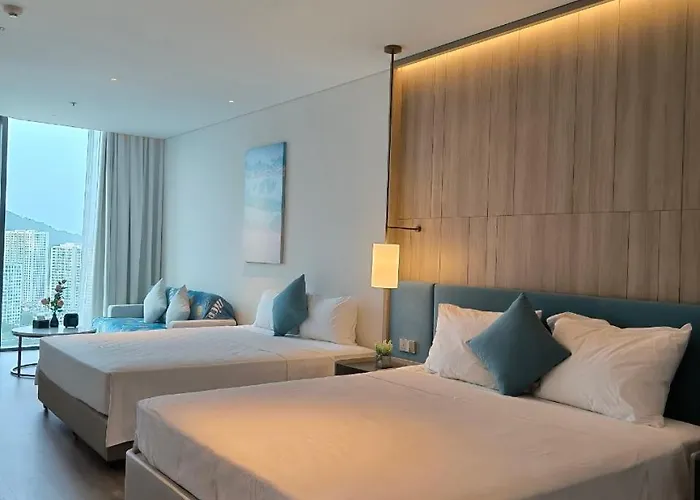 Alacarte- Rosabella Nguyen 3*