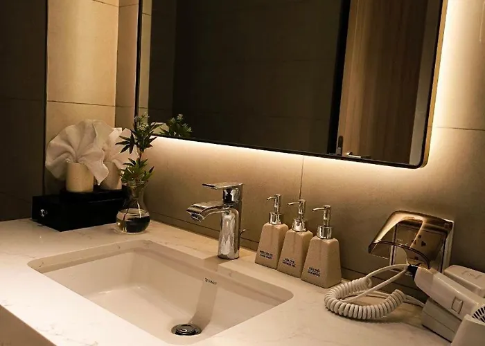 Alacarte- Rosabella Nguyen Aparthotel