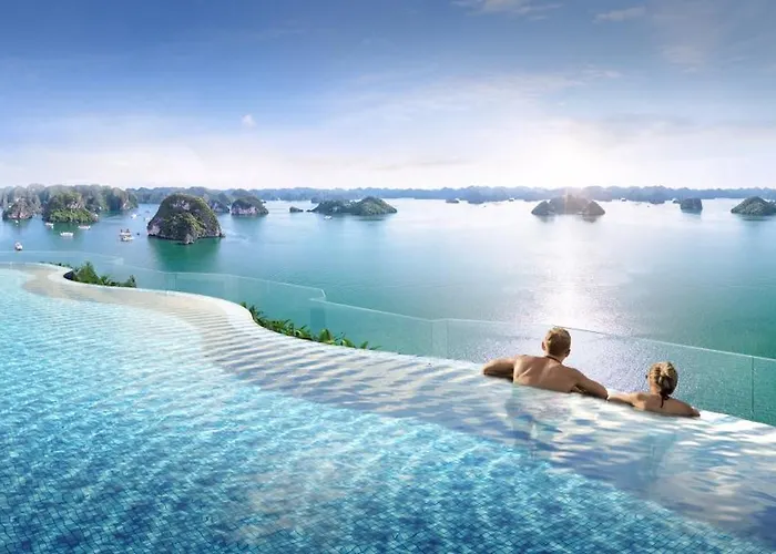 Alacarte- Rosabella Nguyen Ha Long
