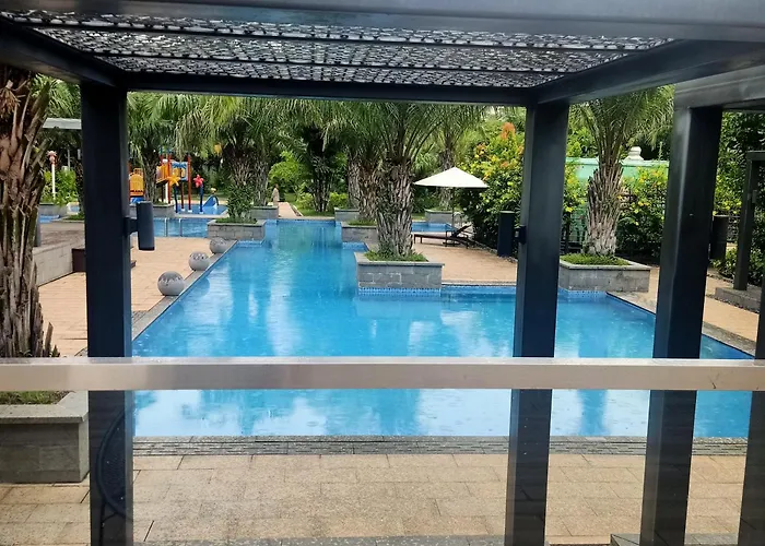 Alacarte- Rosabella Nguyen Aparthotel Ha Long